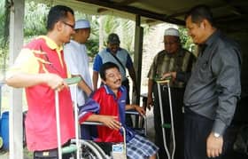 Kerusi Roda Bagi Meringankan Beban