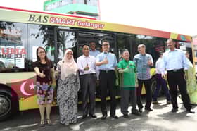 精明巴士开入巴生北区