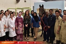 Tengku Permasuri lawat Klinik Veterinar UPM