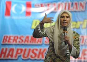 Nurul Izzah umum tanding pemilihan parti kelak