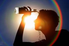 Orang ramai diingat waspada cuaca makin panas, elak strok haba