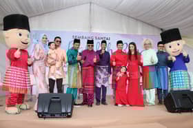 JAKEL tawar diskaun sehingga 85% dan kain samping benang