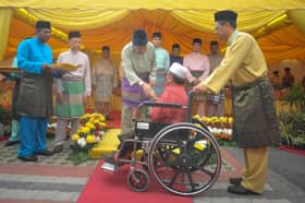 DYMM Sultan Selangor berkenan serah sumbangan 438 asnaf