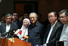 Perdana Menteri umum Menteri Pelajaran dan Menteri Wanita