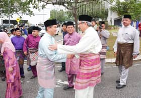 Tahniah Mohamed Azmin - Ketua Polis Selangor
