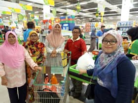 450 penduduk DUN Bukit Melawati terima baucar jom shopping