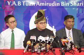 Demi rakyat, isteri fahami pengorbanan Amirudin