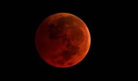 Fenomena gerhana bulan penuh dan Marikh hujung bulan ini