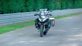 BMW keluarkan motosikal bergerak sendiri ala 'Knight Rider'