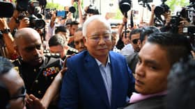 Najib mengaku tidak bersalah 25 pertuduhan