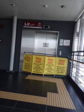 Lif rosak kerana banjir - Rapid KL