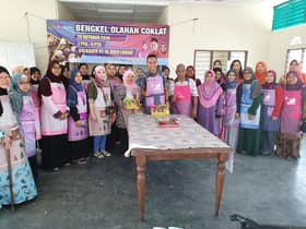 40 wanita sertai Bengkel Olahan Coklat