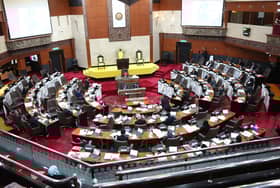 新冠肺炎：雪议会下周一如常召开