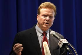 Trump pertimbang Jim Webb ganti Mattis