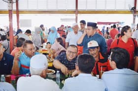 MB luang masa sarapan dengan penduduk