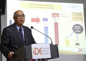 Najib liabiliti UMNO, hanya popular di media sosial