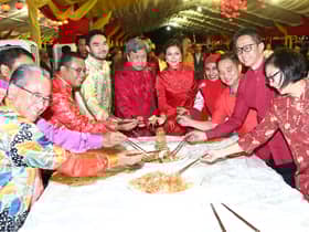 Sultan Sharafuddin dan Tengku Permaisuri Norashikin ceriakan sambutan CNY