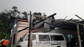 Empat parah kejadian pokok tumbang di Gombak