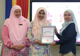 Amalkan membaca 10 minit sehari