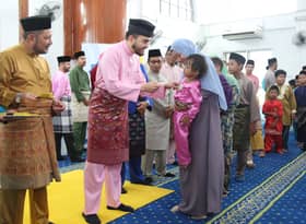 RMS berkenan serah sumbangan Aidilfitri