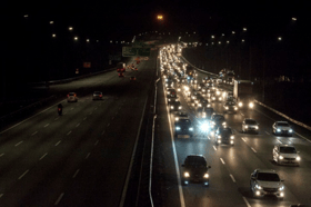 Aliran trafik lancar di beberapa lebuh raya utama malam ini