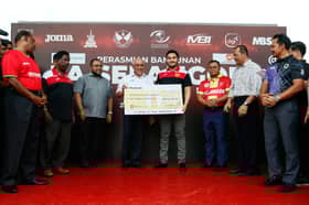 PNSB sumbang RM100,000 suntik semangat skuad B-17 FAS