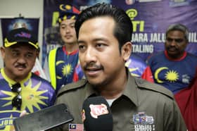 Bendera terbalik, cubaan jahat resahkan rakyat - Najwan