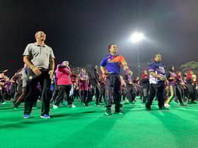 3,000 sertai 'UiTM Glow Fun Walk, Zumba'