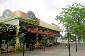 Berkeley Corner diroboh malam tadi