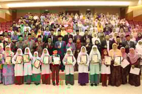 Keputusan SMA Selangor meningkat, lebih 1,000 calon raih pangkat cemerlang