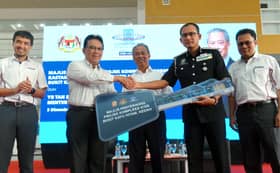 Imigresen teliti isu pelancong China, India tinggal lebih masa