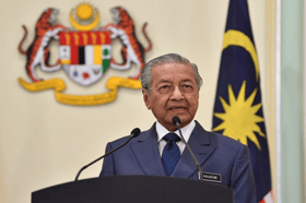 Dr M wants to form new govt that puts national interests first