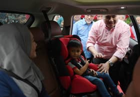 Penggunaan kerusi keselamatan kanak-kanak dipantau