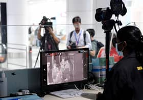 Koronavirus: Penumpang antarabangsa, krew penerbangan diimbas