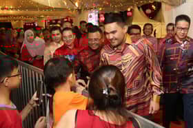 Raja Muda cemar duli meriahkan sambutan Tahun Baharu Cina