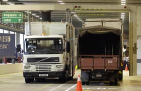 Singapura siasat pemandu lori Malaysia positif Covid-19