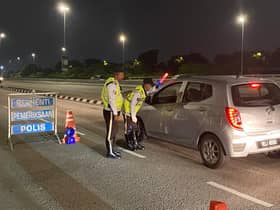 Seven men arrested for drink-driving in Petaling Jaya