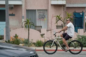 US CDC reports 928,619 coronavirus cases, 52,459 deaths