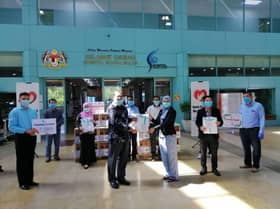 Hargai petugas barisan hadapan, DUN Paya Jaras sumbang sut PPE