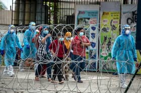 20 pegawai imigresen positif Covid-19