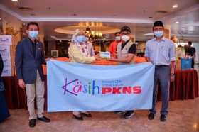 PKNS agih 11,000 bungkus juadah buka puasa kepada anak yatim, asnaf