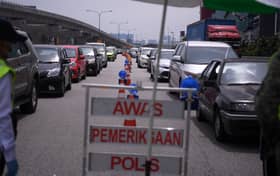 Wanita guna kata kesat, ugut polis di media sosial ditahan