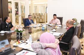 Menteri kesihatan jumpa MB bincang isu Covid-19