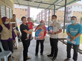 120 ibu terima bantuan lampin pakai buang, susu formula bayi