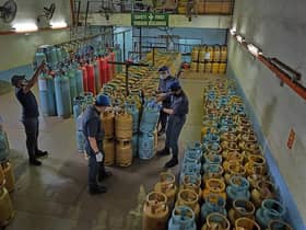 KPDNHEP serbu stor pindah LPG, rampas 307 tong