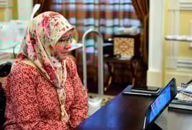 Permaisuri Agong nasihat wanita sayangi diri, jadi insan hebat