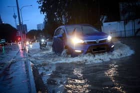 Flash flood warning issued for six states