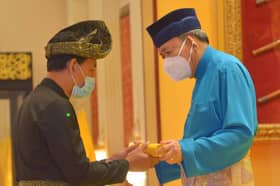 Borhan, Zawawi sworn in as Selangor state excos