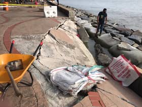 Tiga ban pesisir pantai Kuala Langat dibaik pulih