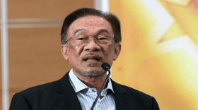 Anwar Ibrahim claims majority MP support to form new govt